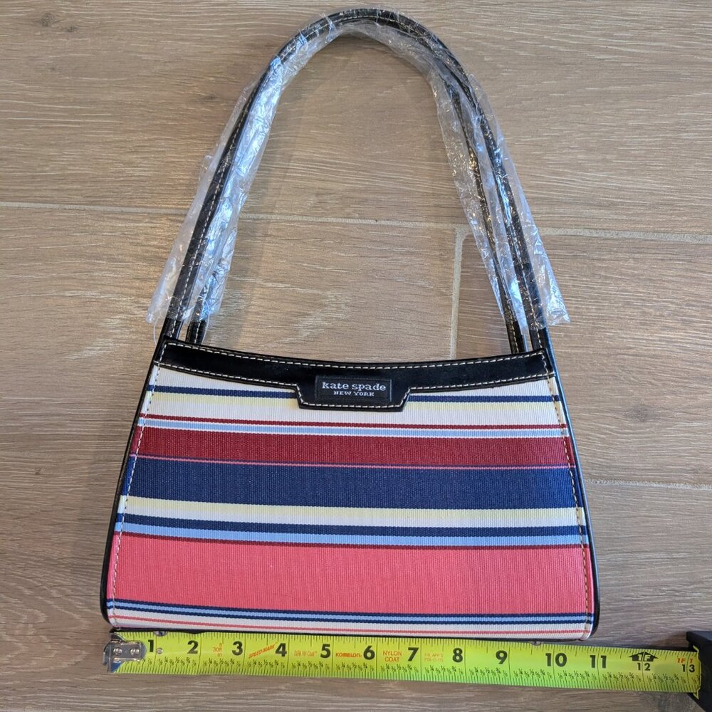 Kate Spade Purse - Picture 3 of 9